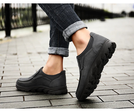 Men Casual Shoes Breathable Loafers Sneakers 2023 New Fashion Comfortable Flat Handmade Retro Leisure Loafers Shoes Men Shoes