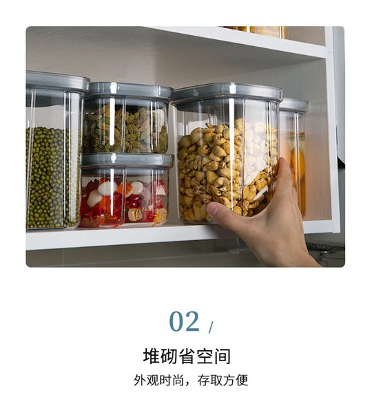 Plastic Food Storage Container with Lid