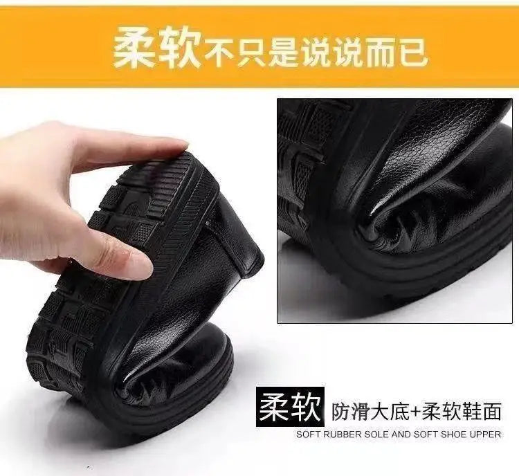 Comfort Men's Casual Loafers Summer Men Shallow Slip on Leather Shoes Soft Bottom Lightweight Driving Shoes for Men Peas Shoes