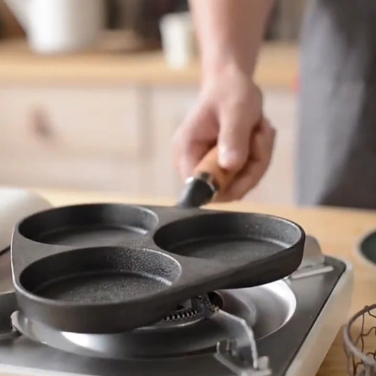 3/4/5 Hole Cast Iron Omelet Pan Non-Stick Cooking Egg Ham Pan Breakfast Grill Cooking Pot Egg Frying Pan Pancake Pan