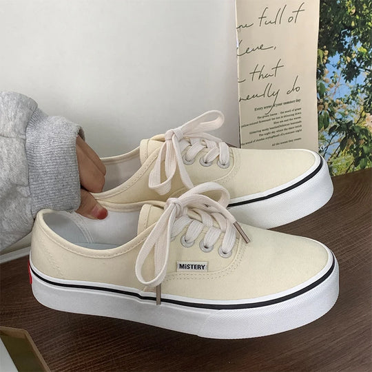 Casual Flats Canvas Sneakers Women Outdoor Solid Color Shallow Sports Shoes Tennis Female Streetwear Lace Up Vulcanize Shoes