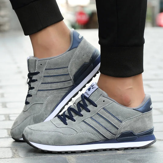 Sneakers Men Casual Shoes Light Suede 2023 New Classic Men Running shoes Outdoor Breathable Mesh Jogging Sport Shoes
