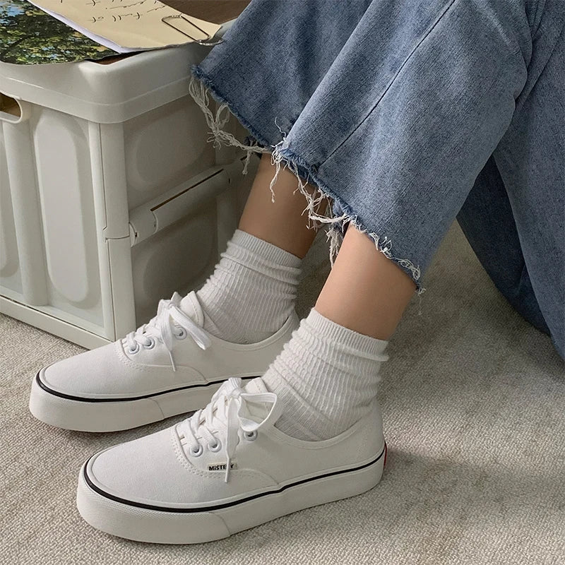 Casual Flats Canvas Sneakers Women Outdoor Solid Color Shallow Sports Shoes Tennis Female Streetwear Lace Up Vulcanize Shoes