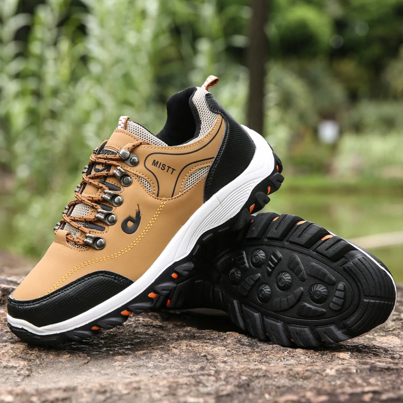 Casuals Men Shoes Summer Breathable Hiking Walking Sneakers Outdoor Ultralight Leather Slip-on Climbing Trekking Sneakers 2026