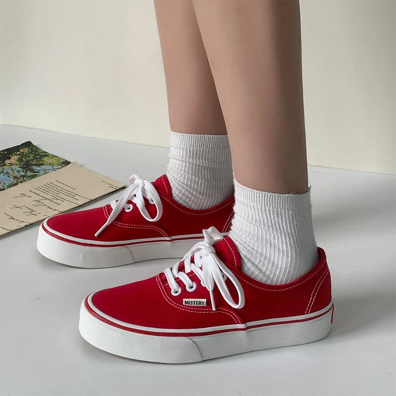 Casual Flats Canvas Sneakers Women Outdoor Solid Color Shallow Sports Shoes Tennis Female Streetwear Lace Up Vulcanize Shoes