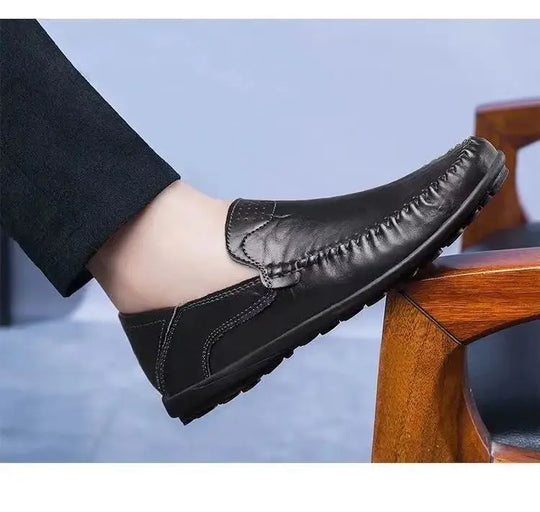 Comfort Men's Casual Loafers Summer Men Shallow Slip on Leather Shoes Soft Bottom Lightweight Driving Shoes for Men Peas Shoes