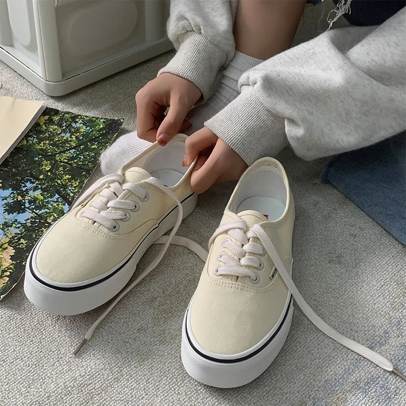 Casual Flats Canvas Sneakers Women Outdoor Solid Color Shallow Sports Shoes Tennis Female Streetwear Lace Up Vulcanize Shoes