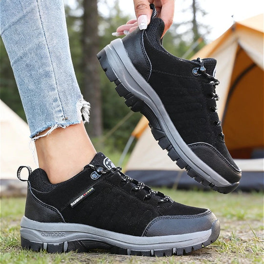 Suede Leather Women Hiking Shoes All-terrain Sneakers Breathable Wear-resistant Mesh Non-slip Hiking Shoes Outdoor Cycling Shoes