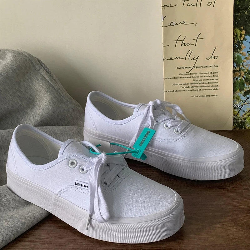 Casual Flats Canvas Sneakers Women Outdoor Solid Color Shallow Sports Shoes Tennis Female Streetwear Lace Up Vulcanize Shoes