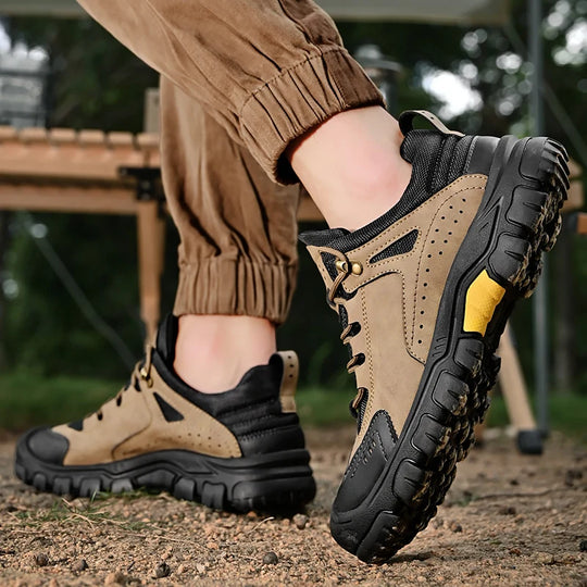 Men's Leather Outdoor Lace Up Anti Slip Sports Shoes Comfortable  Lightweight Hiking Shoes Casual  Breathable Hiking Shoes