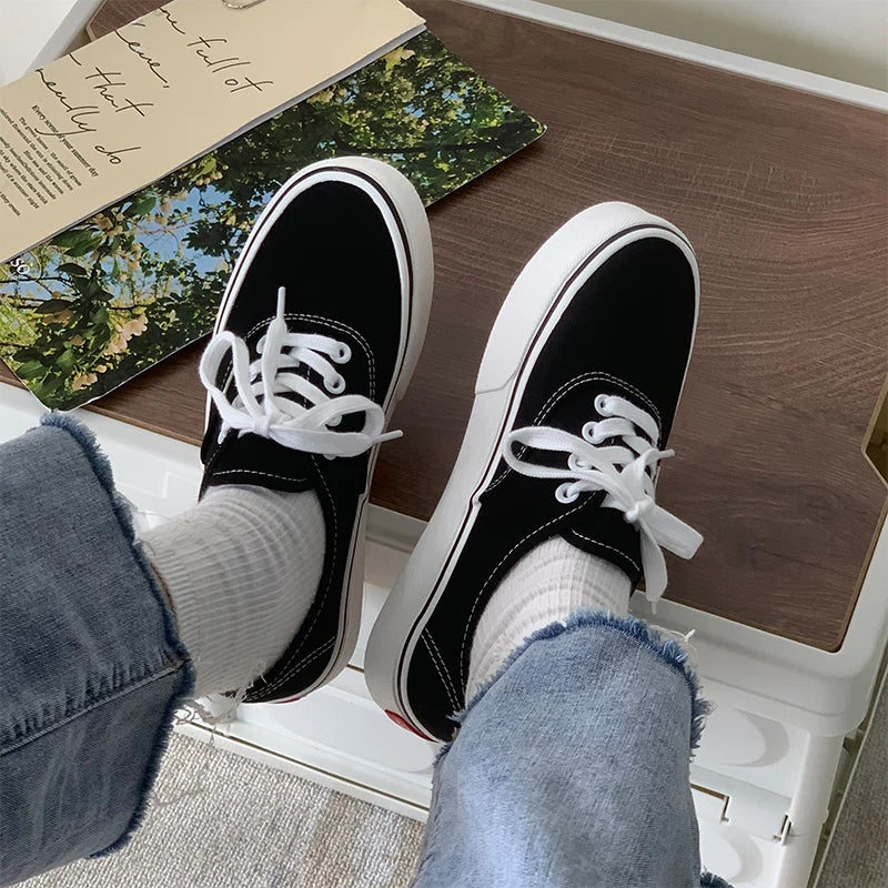 Casual Flats Canvas Sneakers Women Outdoor Solid Color Shallow Sports Shoes Tennis Female Streetwear Lace Up Vulcanize Shoes