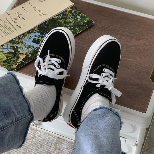 Casual Flats Canvas Sneakers Women Outdoor Solid Color Shallow Sports Shoes Tennis Female Streetwear Lace Up Vulcanize Shoes