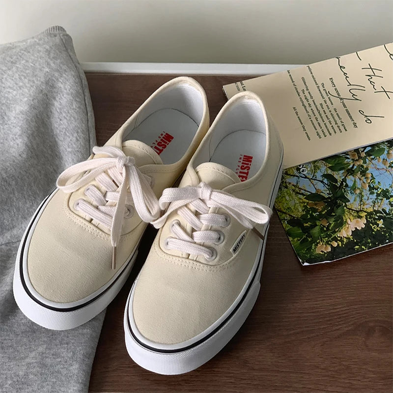 Casual Flats Canvas Sneakers Women Outdoor Solid Color Shallow Sports Shoes Tennis Female Streetwear Lace Up Vulcanize Shoes