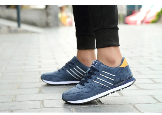 Sneakers Men Casual Shoes Light Suede 2023 New Classic Men Running shoes Outdoor Breathable Mesh Jogging Sport Shoes