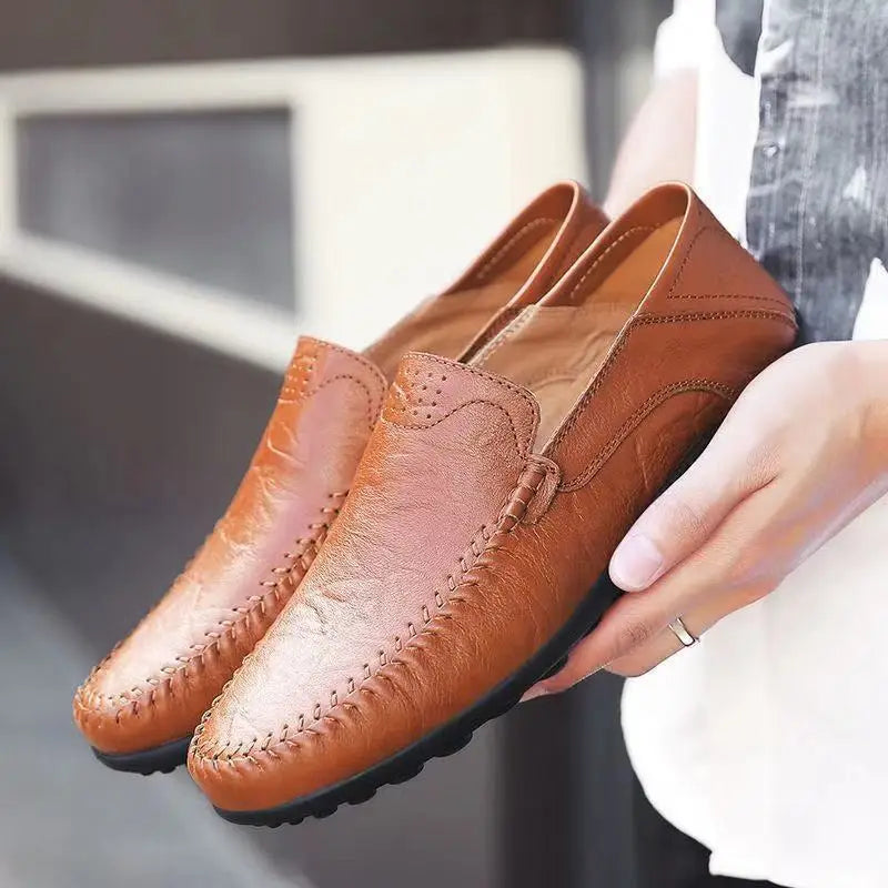 Comfort Men's Casual Loafers Summer Men Shallow Slip on Leather Shoes Soft Bottom Lightweight Driving Shoes for Men Peas Shoes