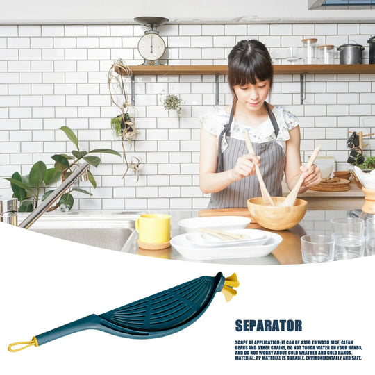 Plastic Crescent Pot Strainer with Silicone Handle