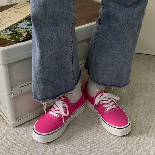 Casual Flats Canvas Sneakers Women Outdoor Solid Color Shallow Sports Shoes Tennis Female Streetwear Lace Up Vulcanize Shoes