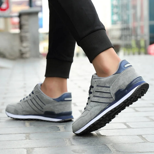 Sneakers Men Casual Shoes Light Suede 2023 New Classic Men Running shoes Outdoor Breathable Mesh Jogging Sport Shoes