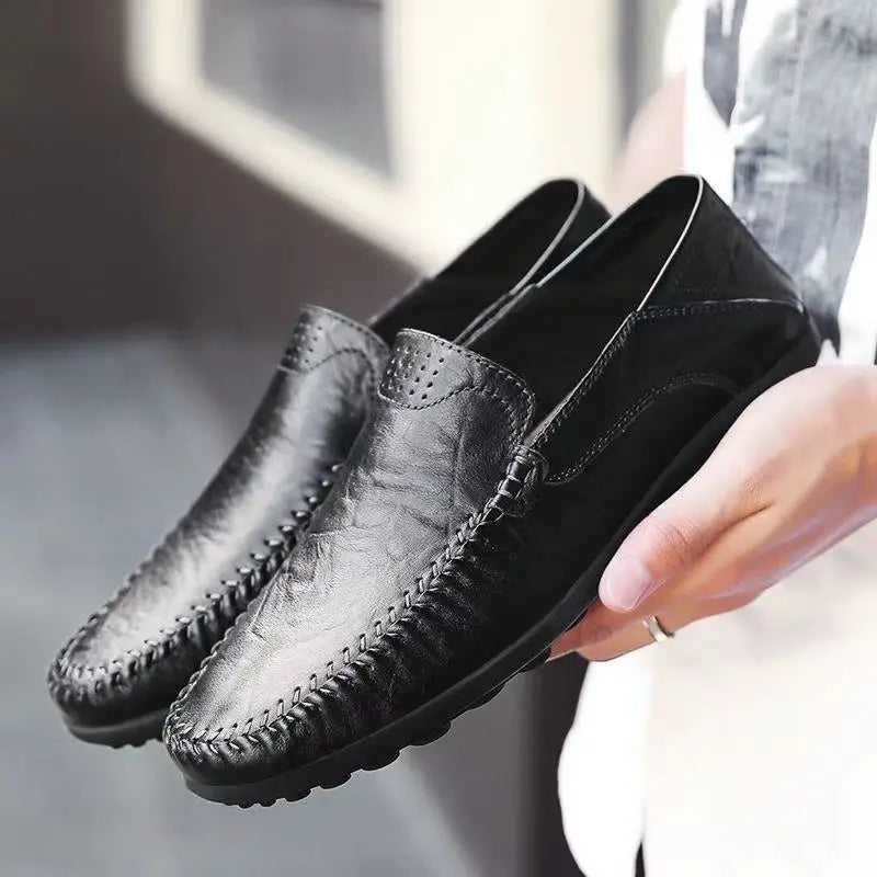 Comfort Men's Casual Loafers Summer Men Shallow Slip on Leather Shoes Soft Bottom Lightweight Driving Shoes for Men Peas Shoes