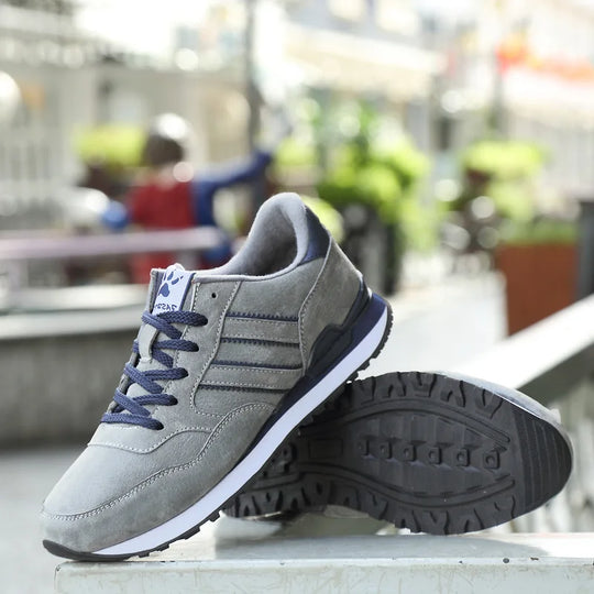 Sneakers Men Casual Shoes Light Suede 2023 New Classic Men Running shoes Outdoor Breathable Mesh Jogging Sport Shoes