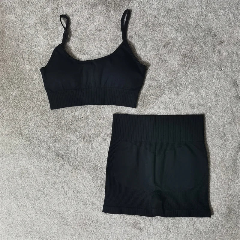 Seamless Women’s Fitness Yoga Set